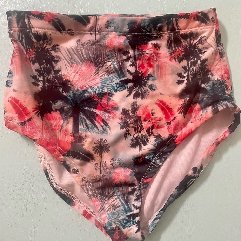 ⭐️ 3/$10 high waist palm-tree bikini bottom only